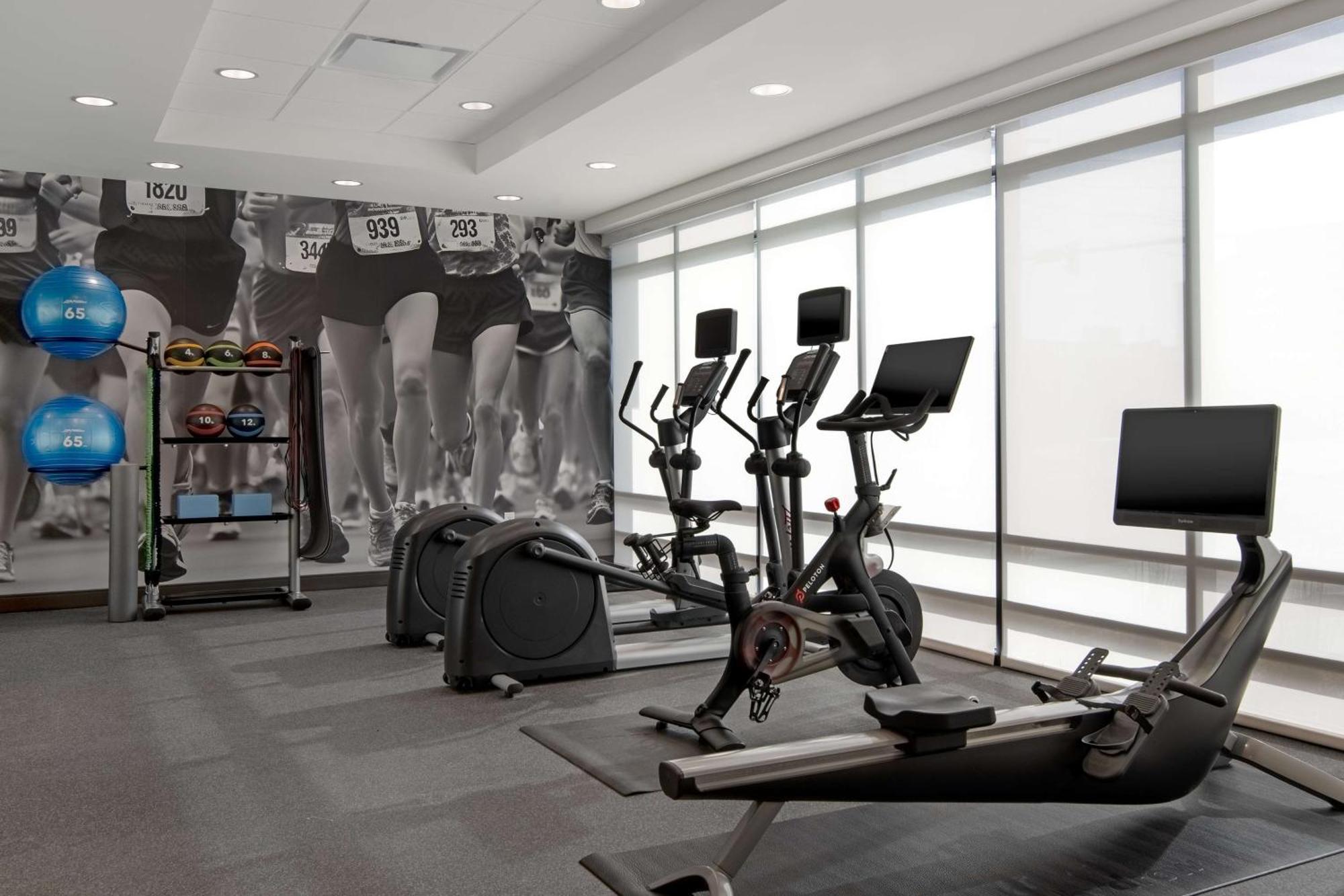 Home2 Suites By Hilton Jacksonville Downtown エクステリア 写真