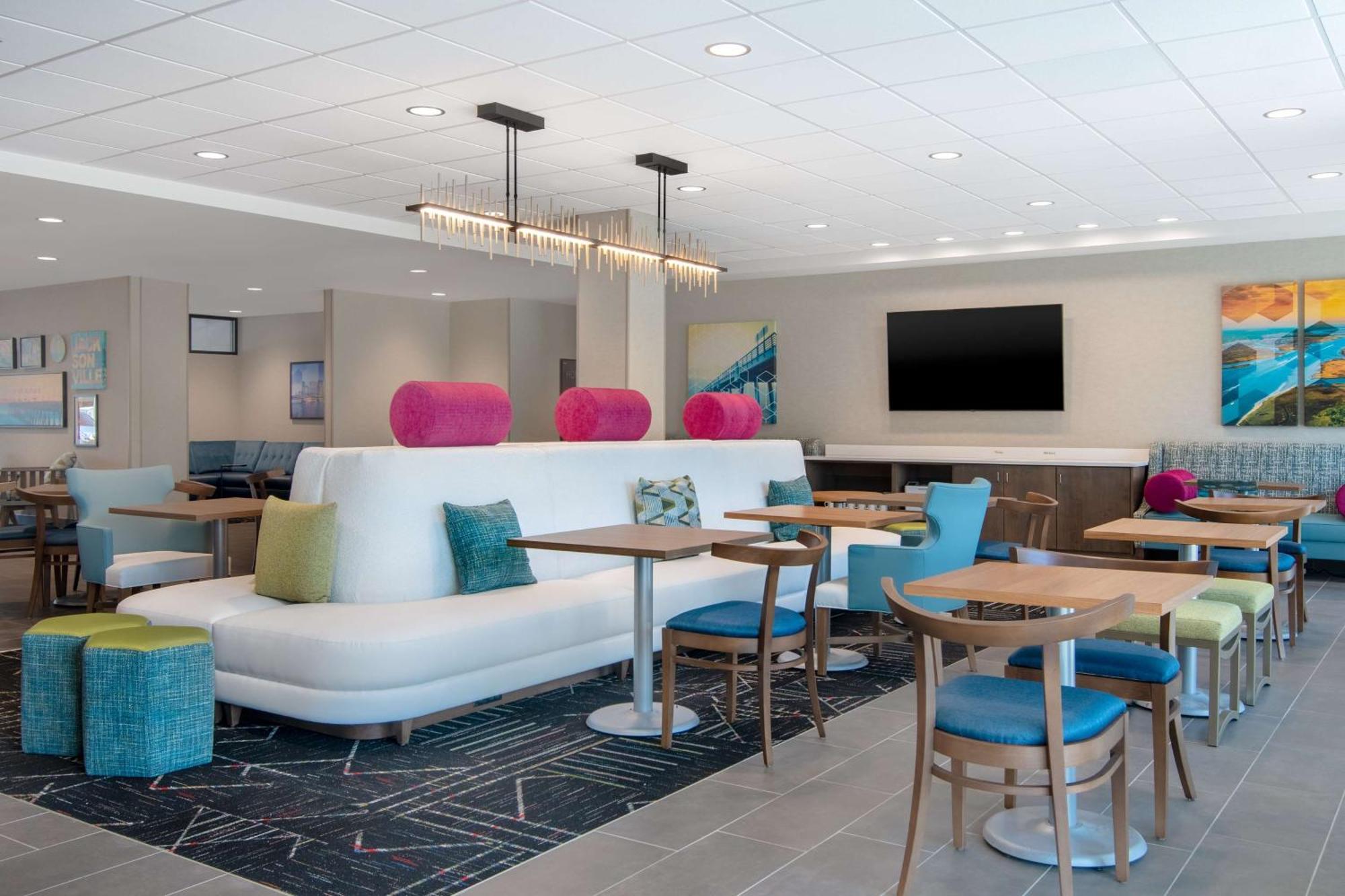Home2 Suites By Hilton Jacksonville Downtown エクステリア 写真